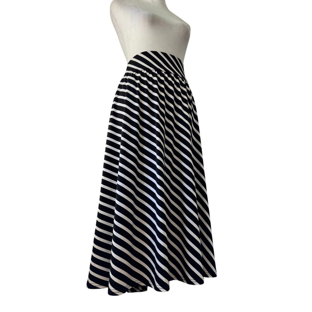 Lane Bryant Black & White Diagonal Stripe Wide Waistband Stretchy Midi Skirt